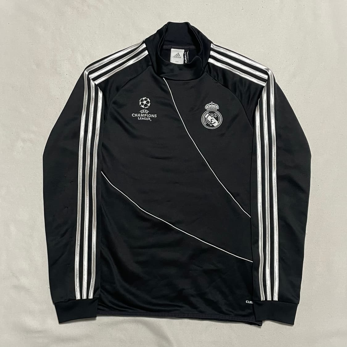 90 아디다스 레알마드리드 챔피언스리그 드릴탑 상품이미지2