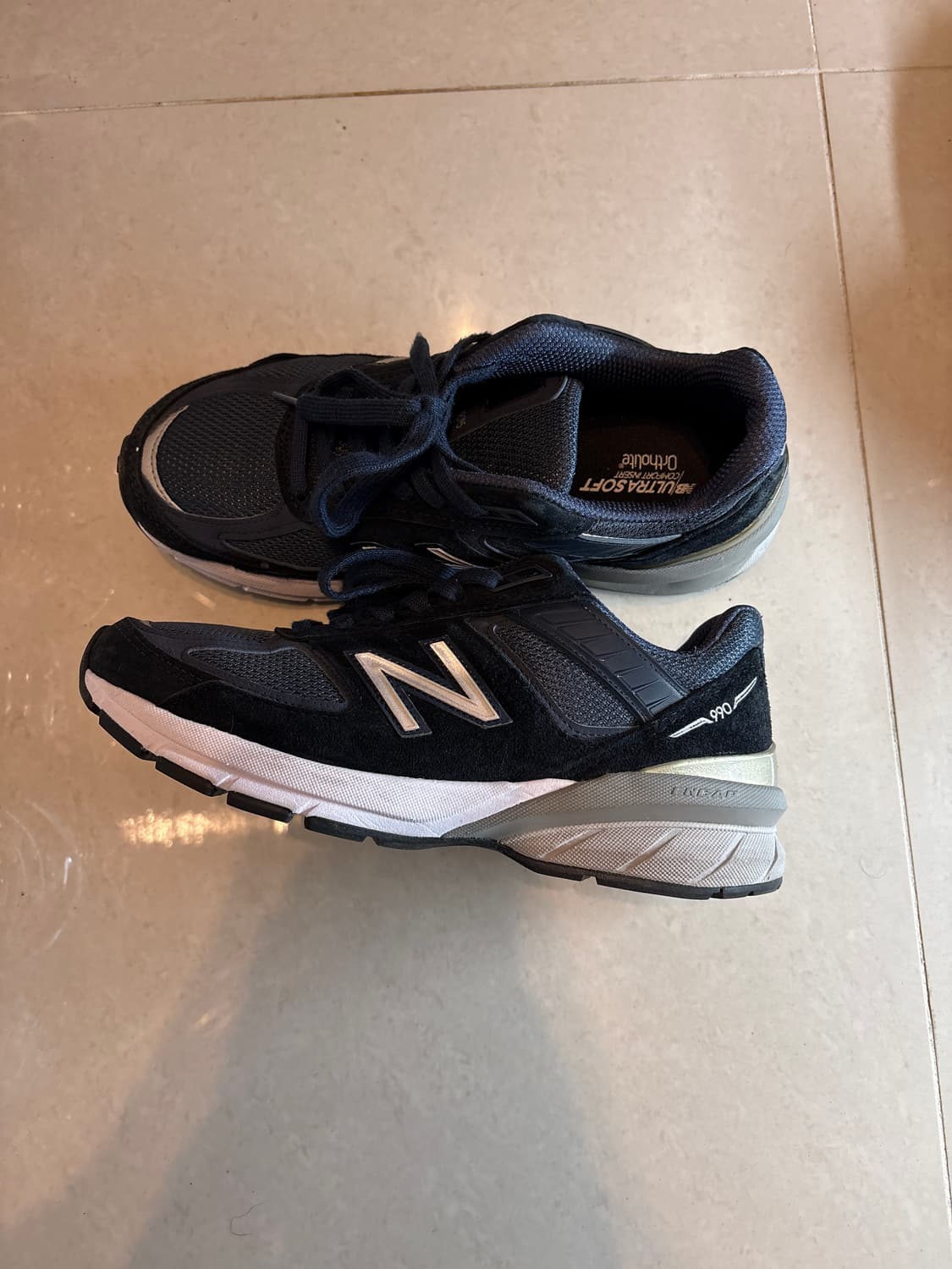 뉴발란스 990v5 상품이미지2
