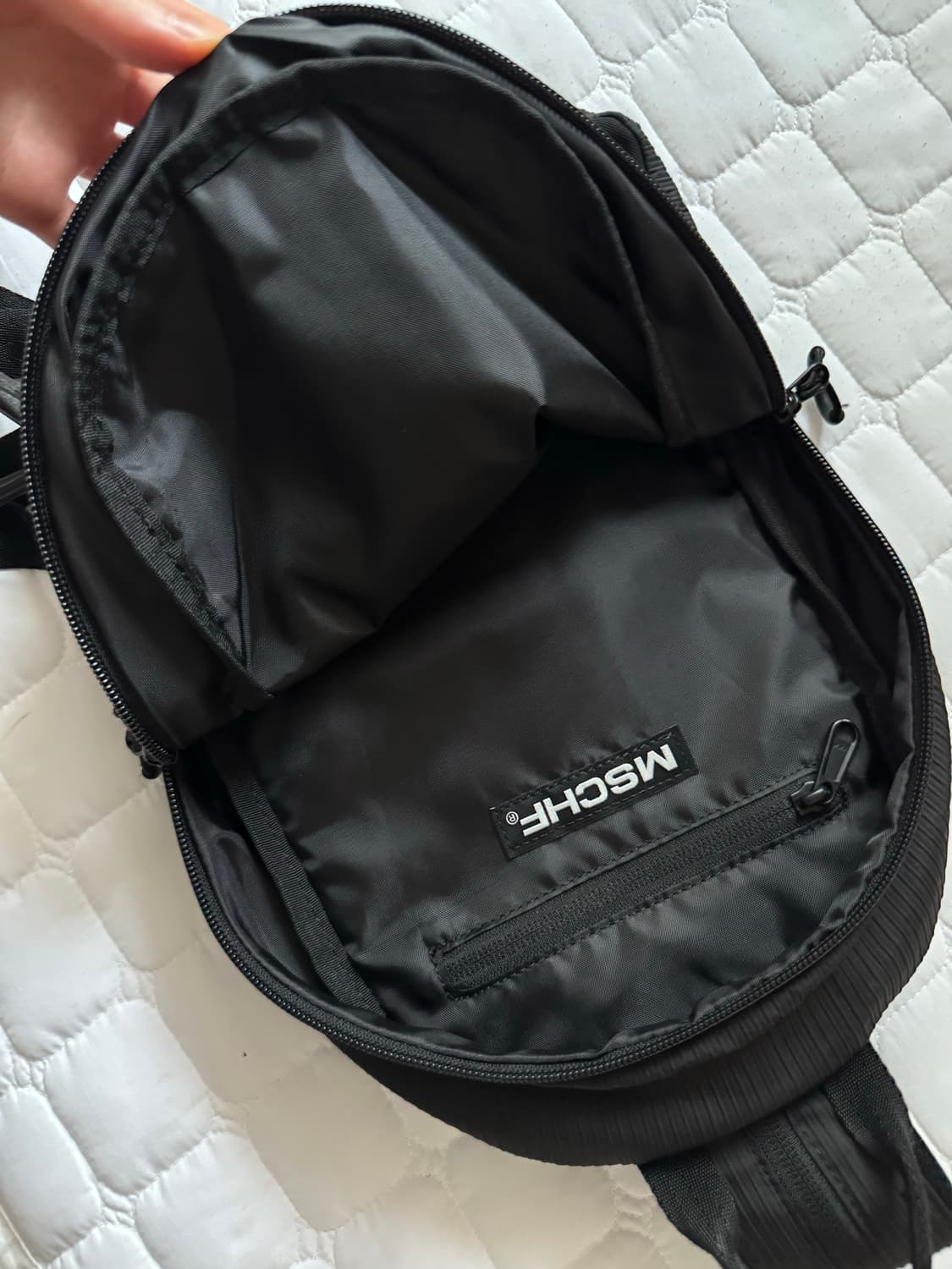 미스치프 투웨이 메쉬 슬링백 블랙 택0 상품이미지3