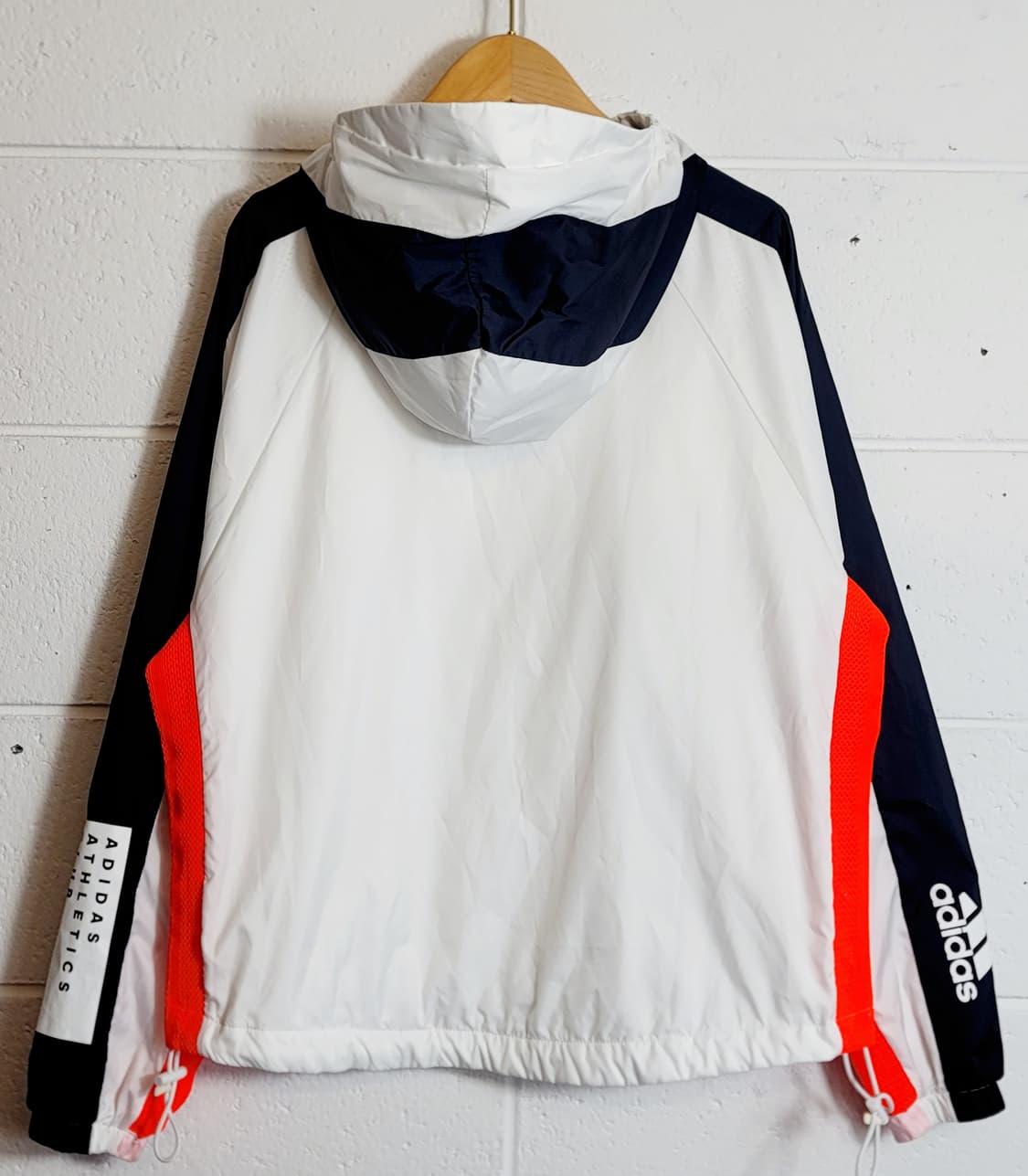 아디다스(여성용) 후드 투웨이 집업자켓(바람막이) 판매 상품이미지3