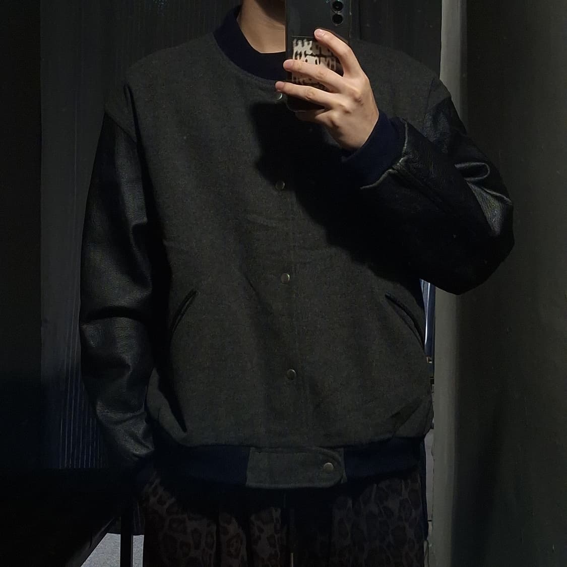 캘빈클라인 90s 블랙그레이 소가죽 울블렌드 모직 바시티자켓 스타디움점퍼 상품이미지2