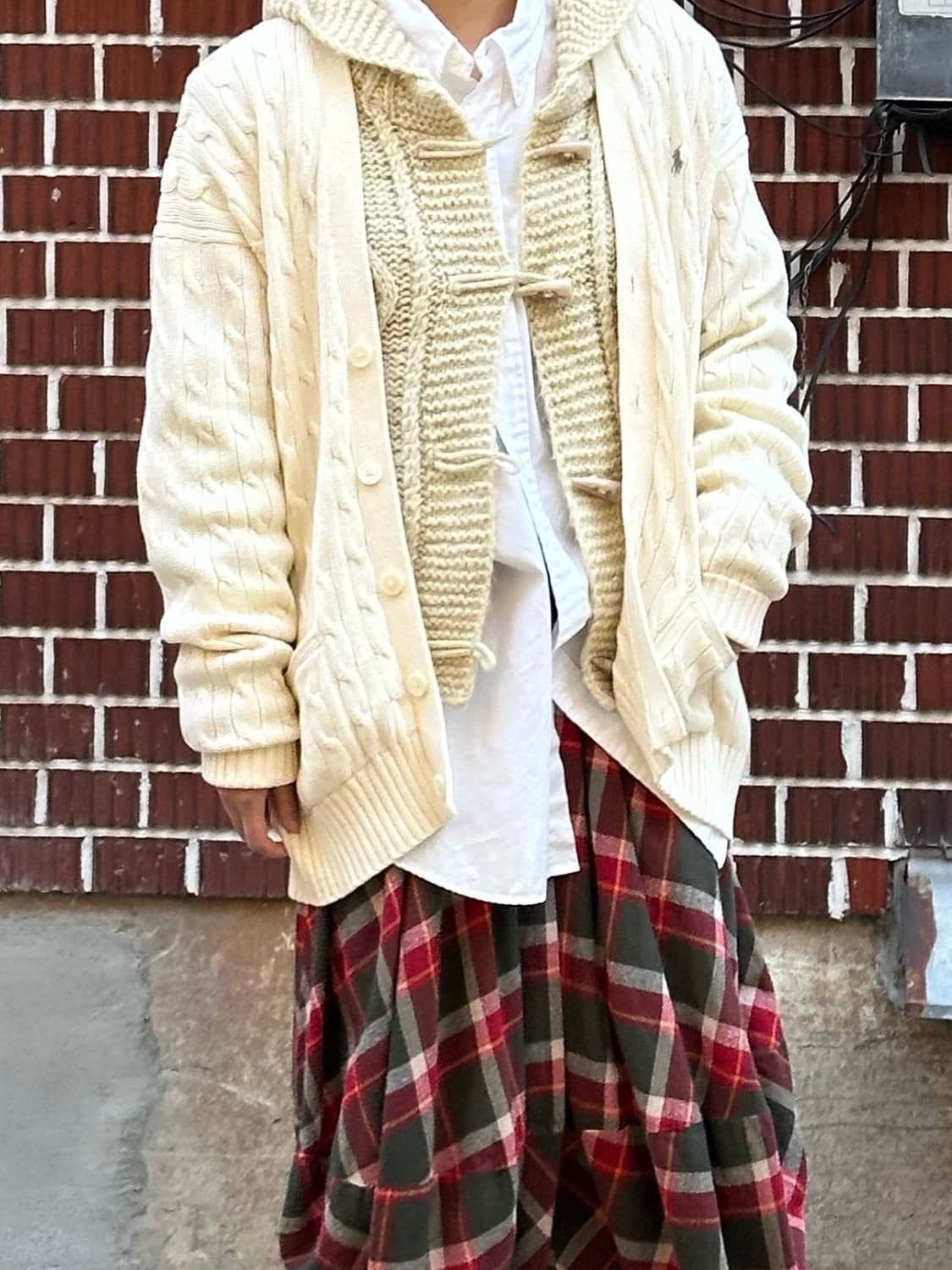 폴로 케이블 니트 떡코 후드 가디건 폴로 셔츠 체크 벌룬 스커트 코디 상품이미지3