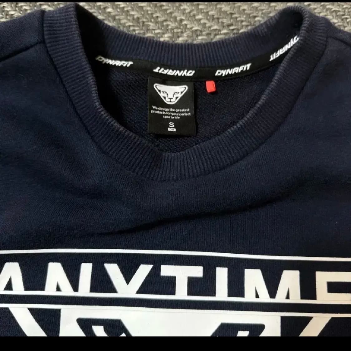 다이나핏 로고 프린팅 네이비 맨투맨 (S) 상품이미지2