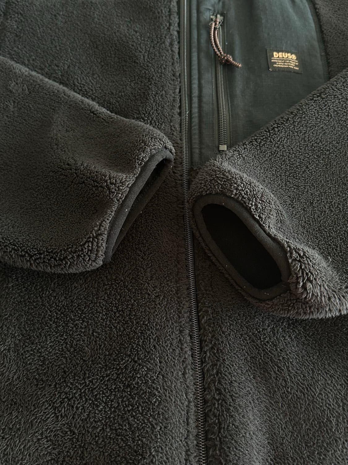 데우스 엑스마키나 후리스 플리스 자켓 상품이미지4