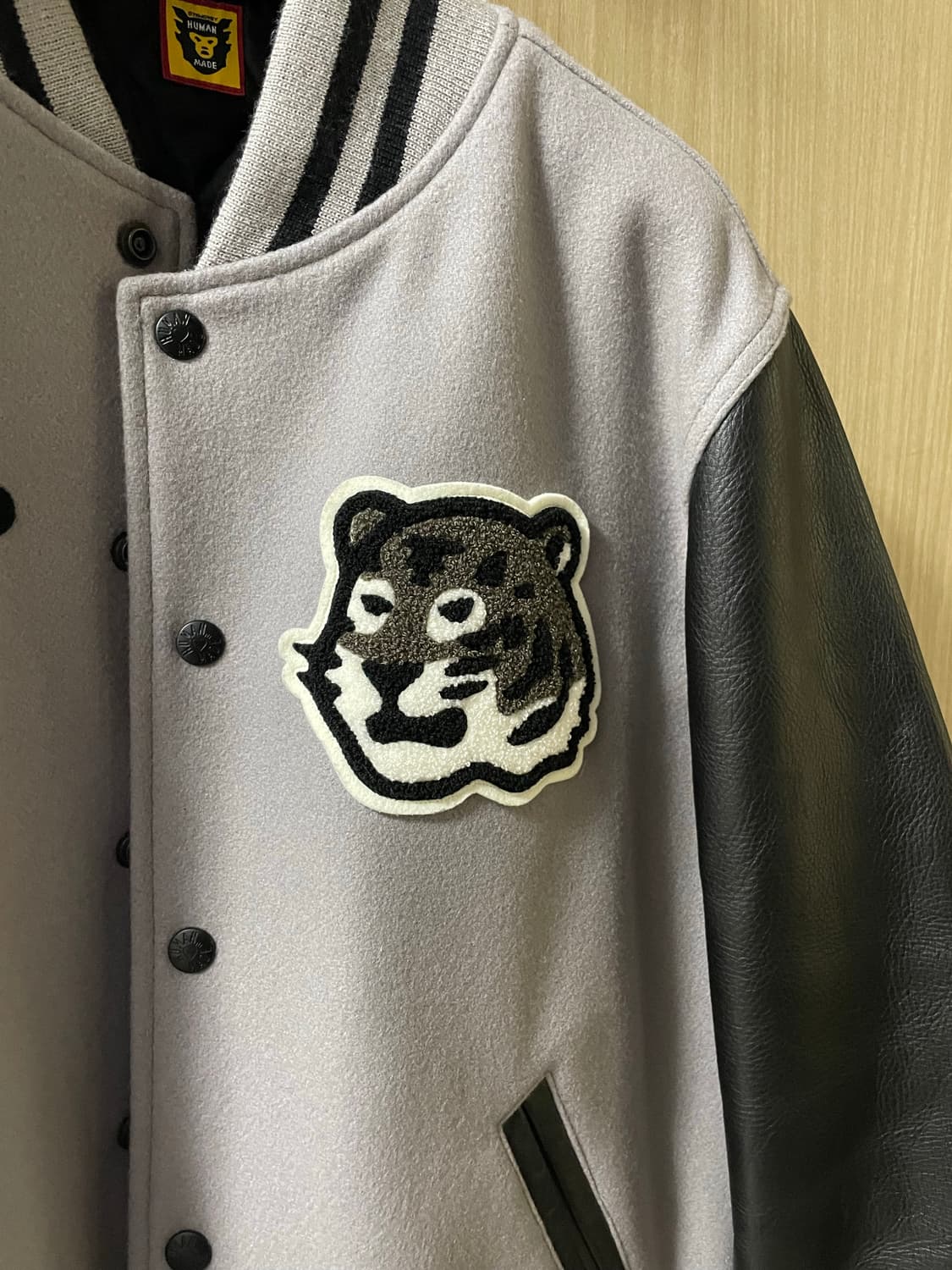 휴먼메이드 호랑이 바시티 희귀 매물 - L사이즈 상품이미지3