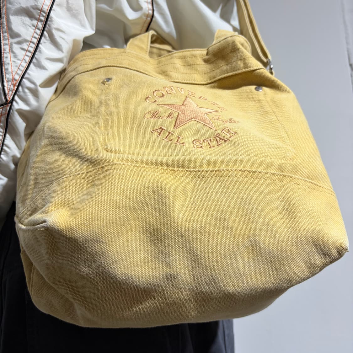 컨버스 브라운 별 캔버스 크로스백 가방 상품이미지5