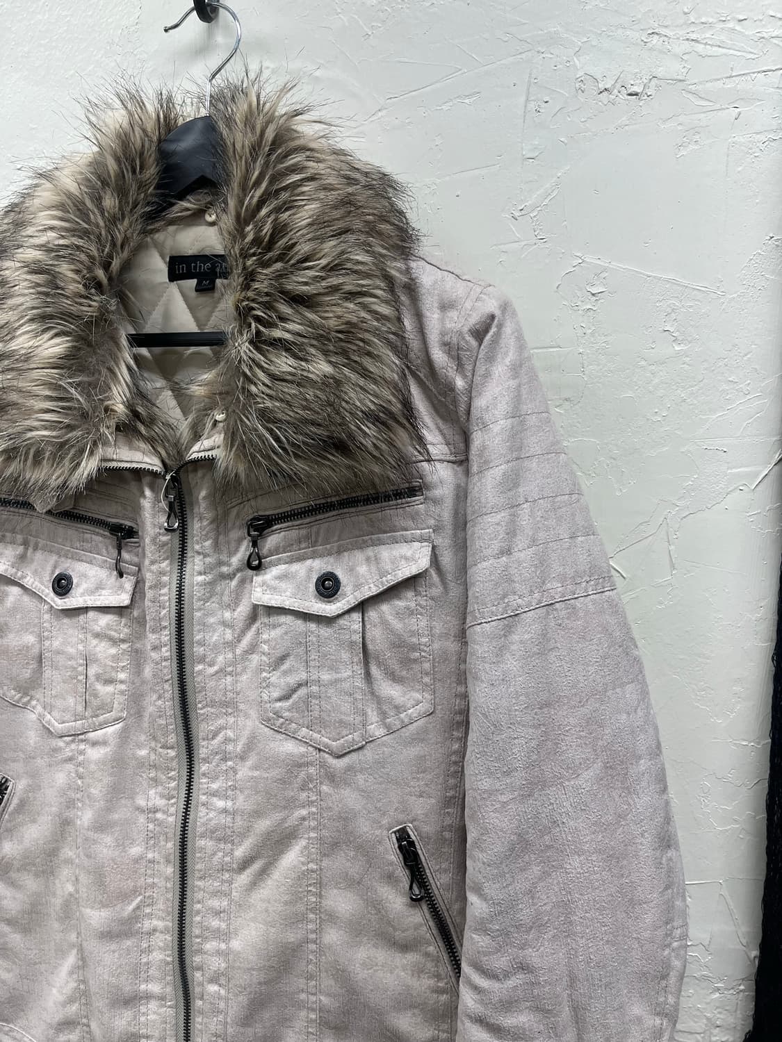 In the attic 00s ivory trimming fur jack 상품이미지5