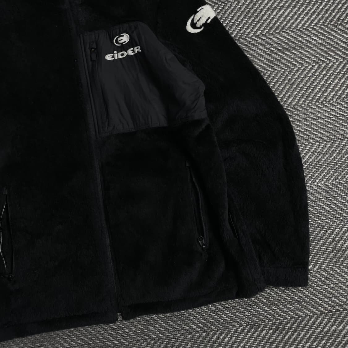 아이더 블랙 넥 로고 플리스 집업 자켓 y 3675 상품이미지3