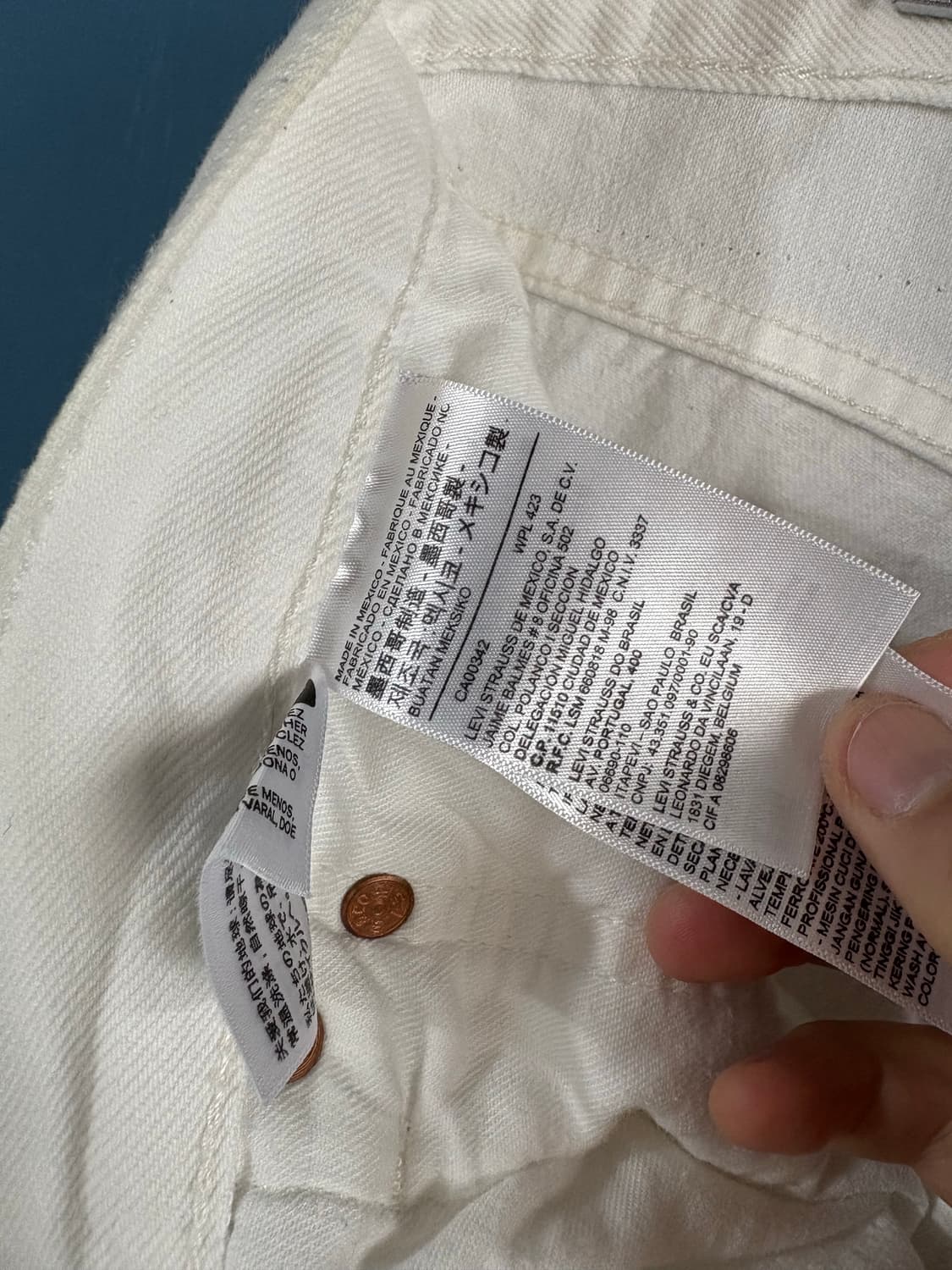 00‘s Levis 501 white denim pant. 상품이미지5