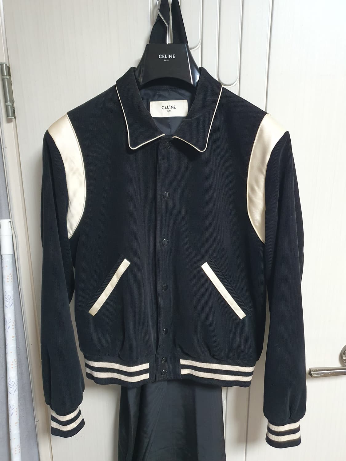 셀린느 테디자켓 50 상품이미지1