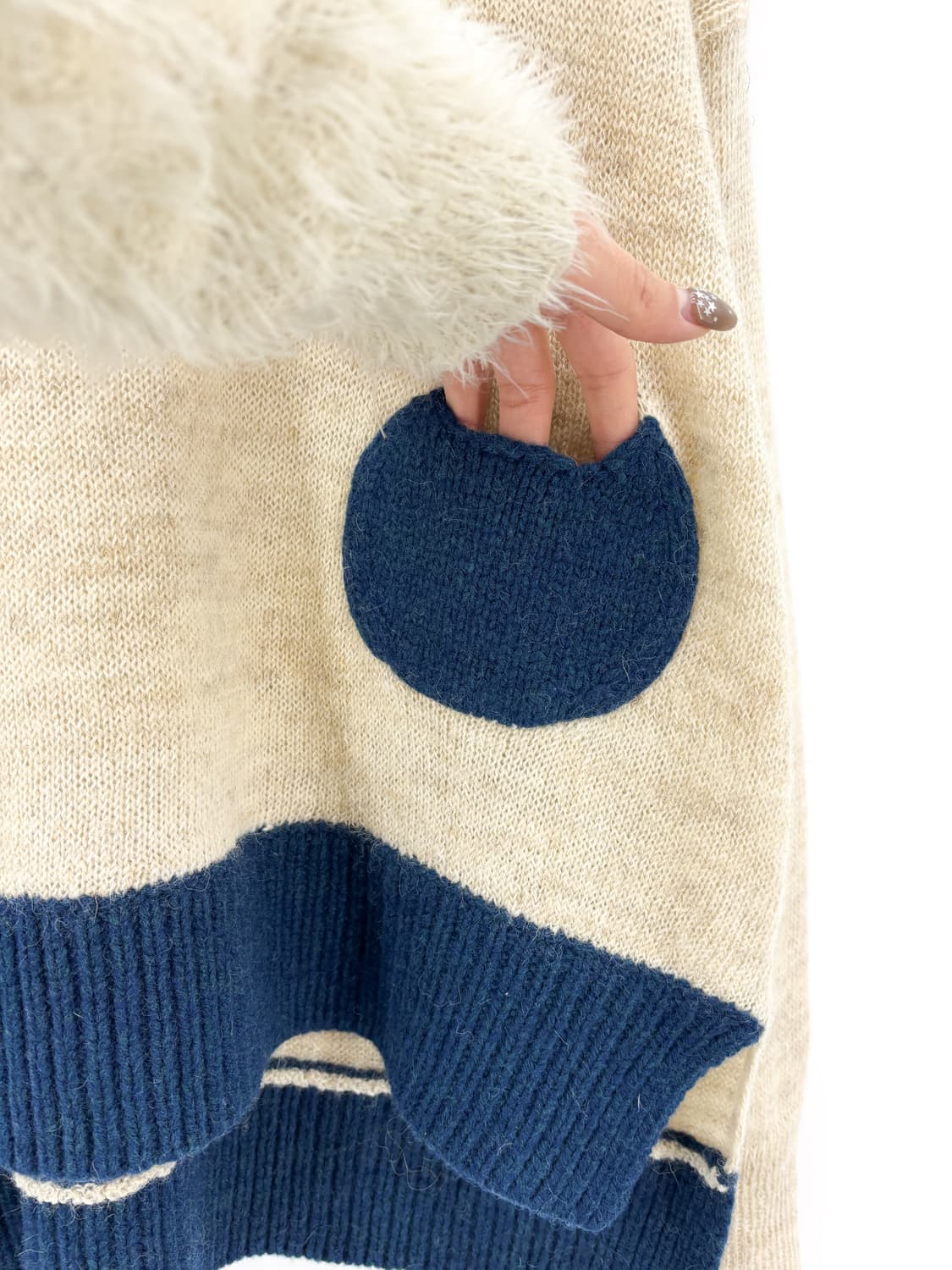 츠모리치사토 고양이 포켓 니트  상품이미지5