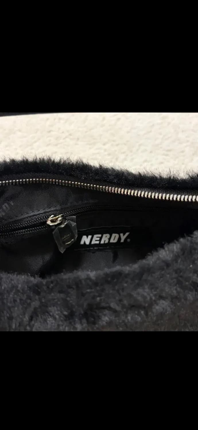 (새상품) 널디 퍼 투웨이 숄더백 호보백 크로스백 상품이미지4