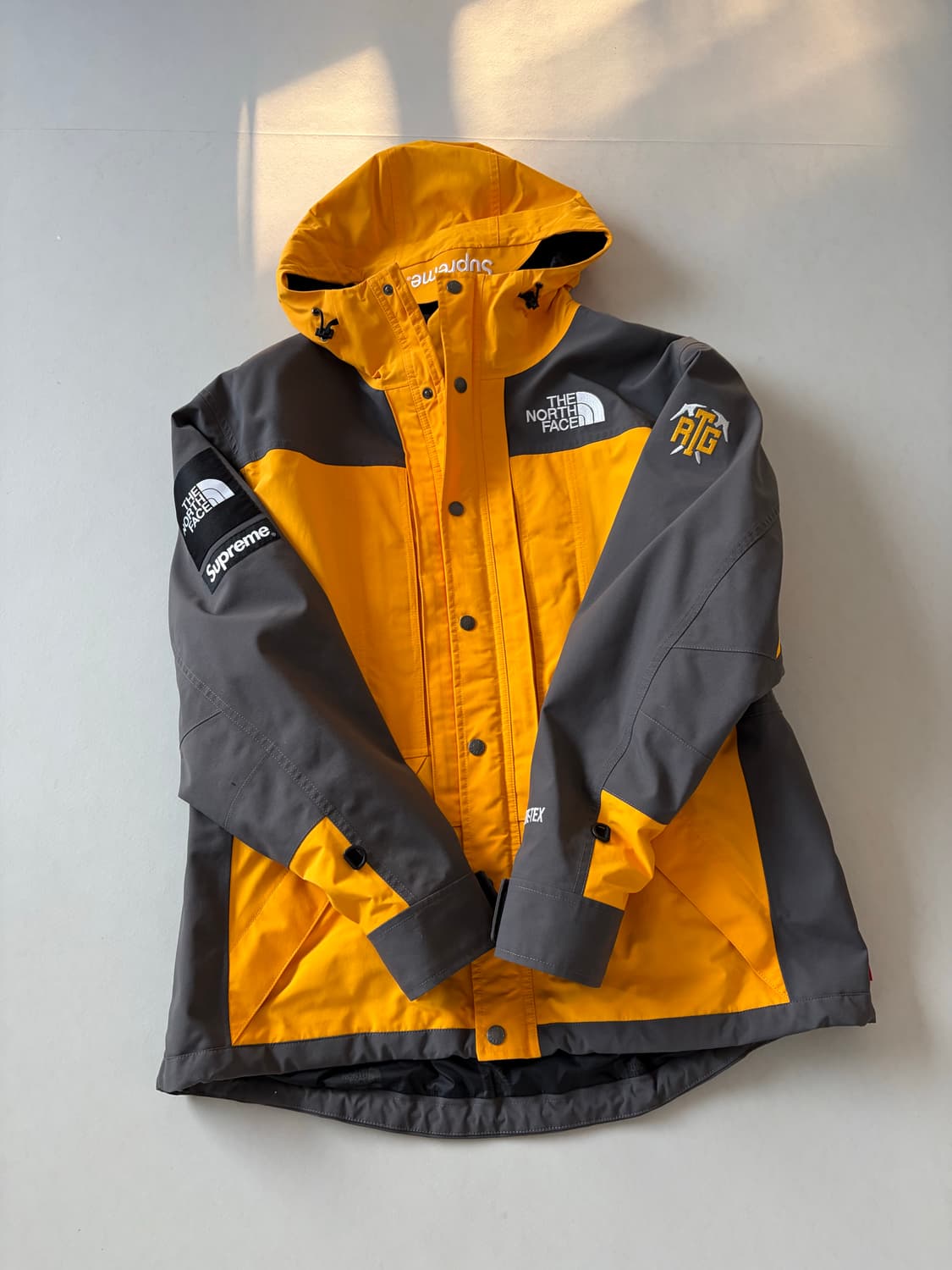 슈프림 x 노스페이스 RTG 노랑 L 팔아요 상품이미지3