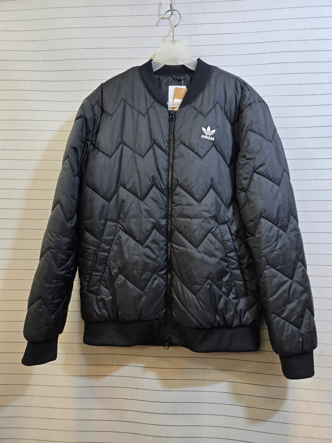 아디다스 블랙 퀼팅 패딩 봄버 자켓 상품이미지1