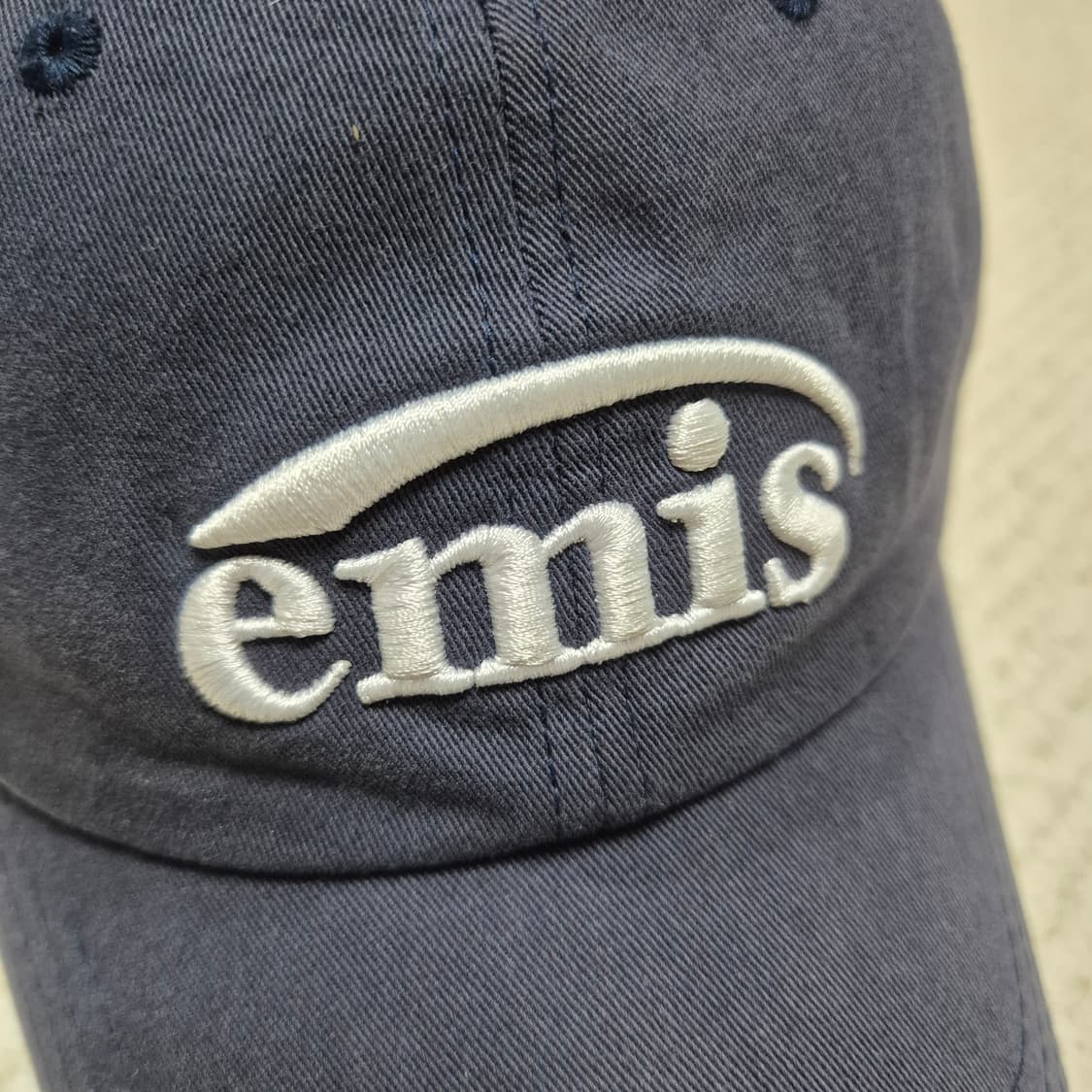 [핫아이템🔥] 이미스 뉴 자수 로고 볼캡 상품이미지2