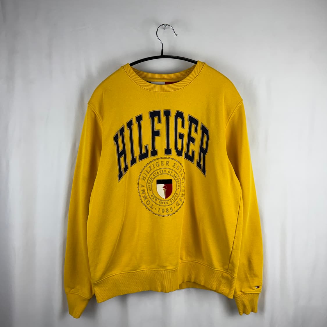 (무료배송)M) 타미힐피거 코튼 오버핏 스트릿 맨투맨 옐로우 상품이미지2
