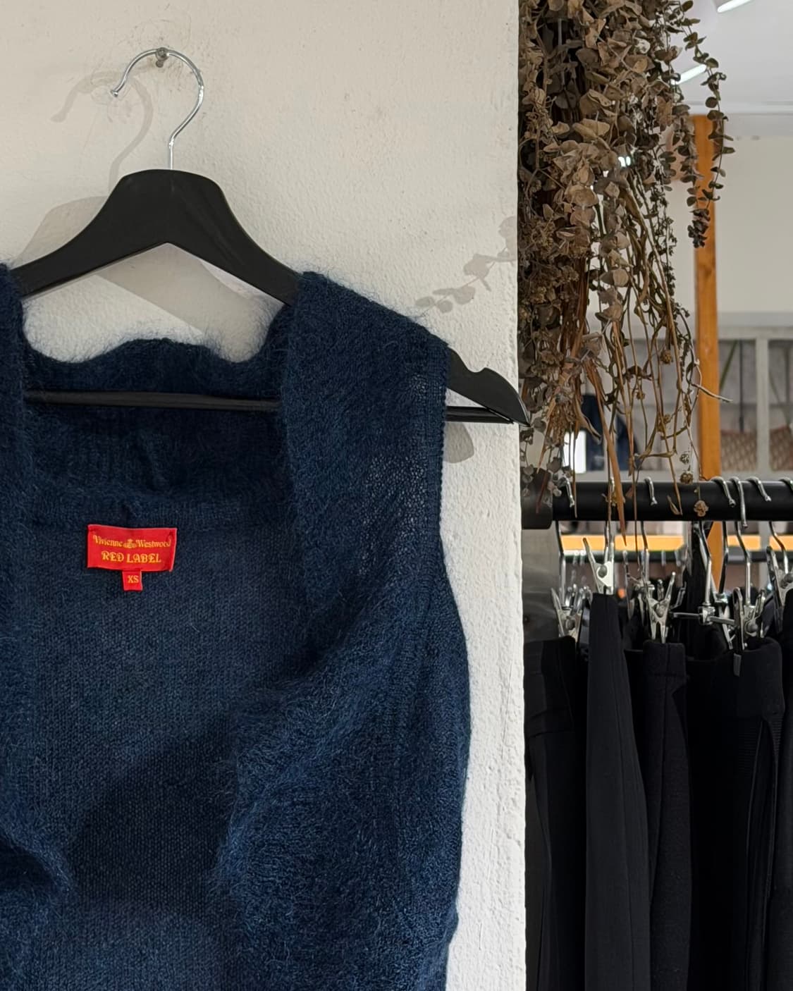 비비안 웨스트우드 블루 헤어리 슬릿 크롭 가디건 상품이미지3