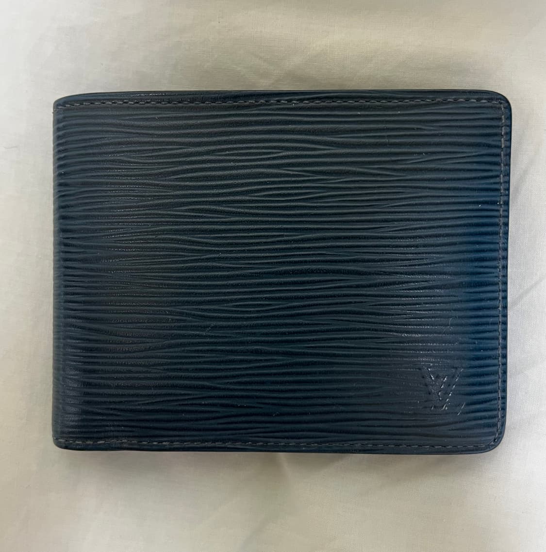 루이비통 에삐 반지갑 상품이미지1