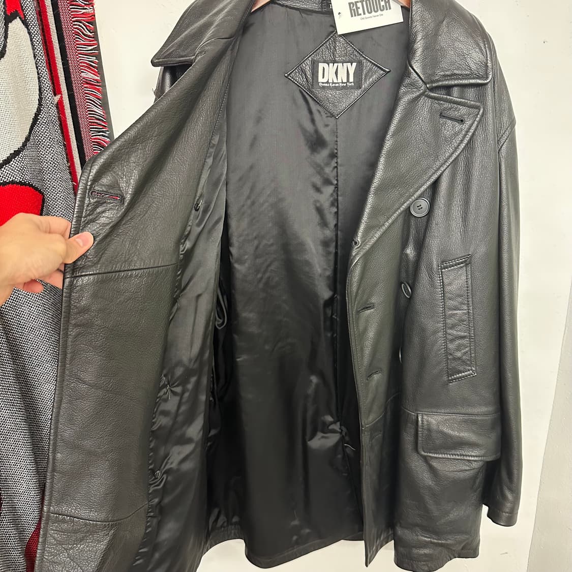 90‘s DKNY 카우레더 피코트 상품이미지5
