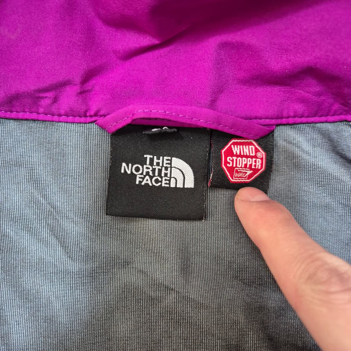 노스페이스 여성 윈드스토퍼 후드 바람막이 자켓 L(90) 상품이미지7