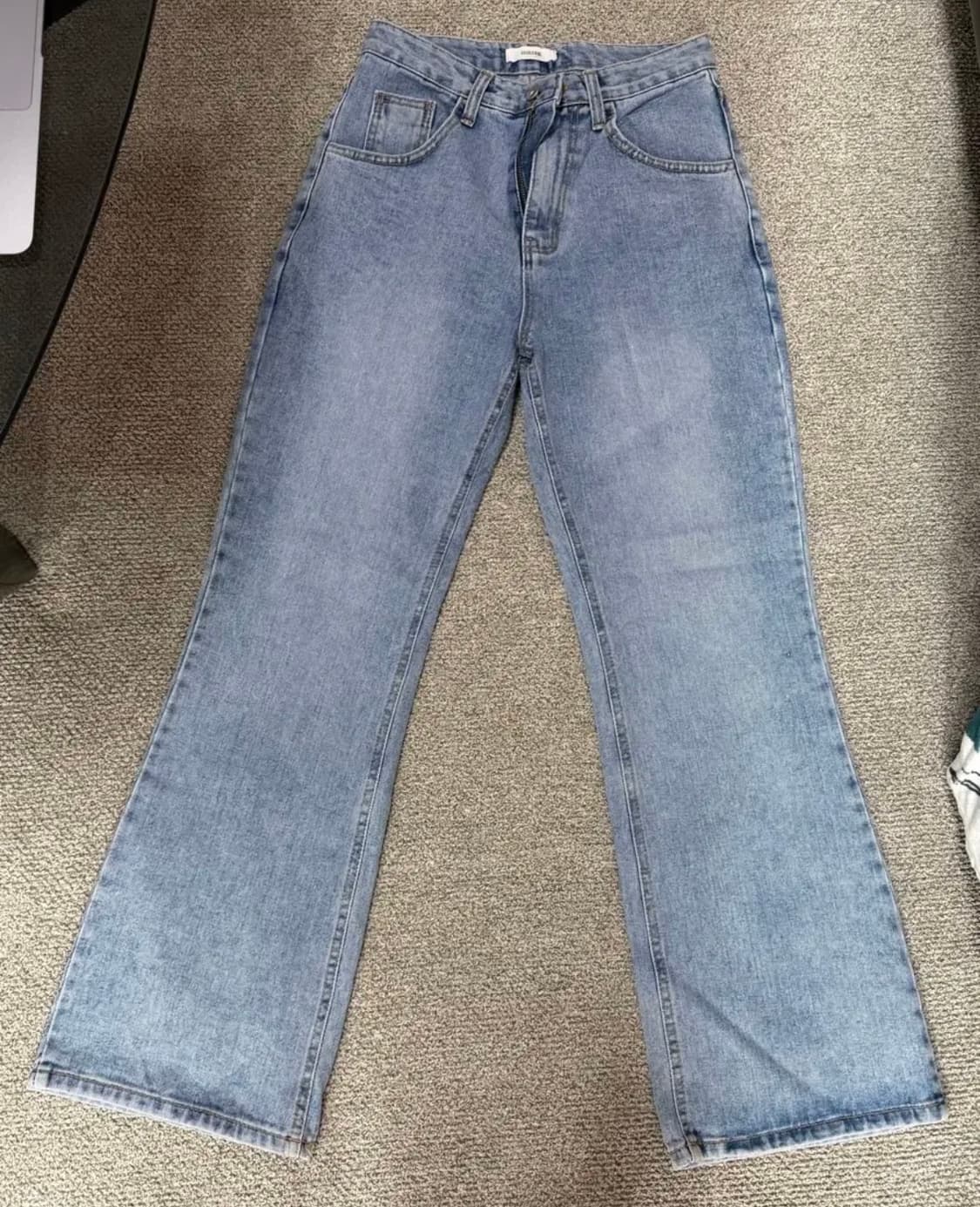 실사 유) 이즈이즈 cool fit flare jeans 연청 데님 상품이미지3