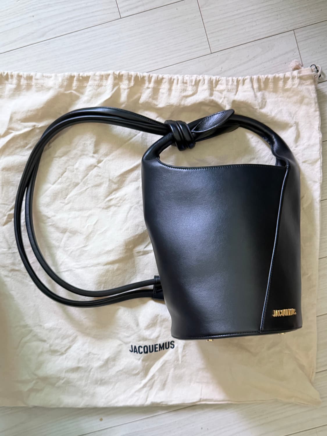 자크뮈스 버킷 백 상품이미지1