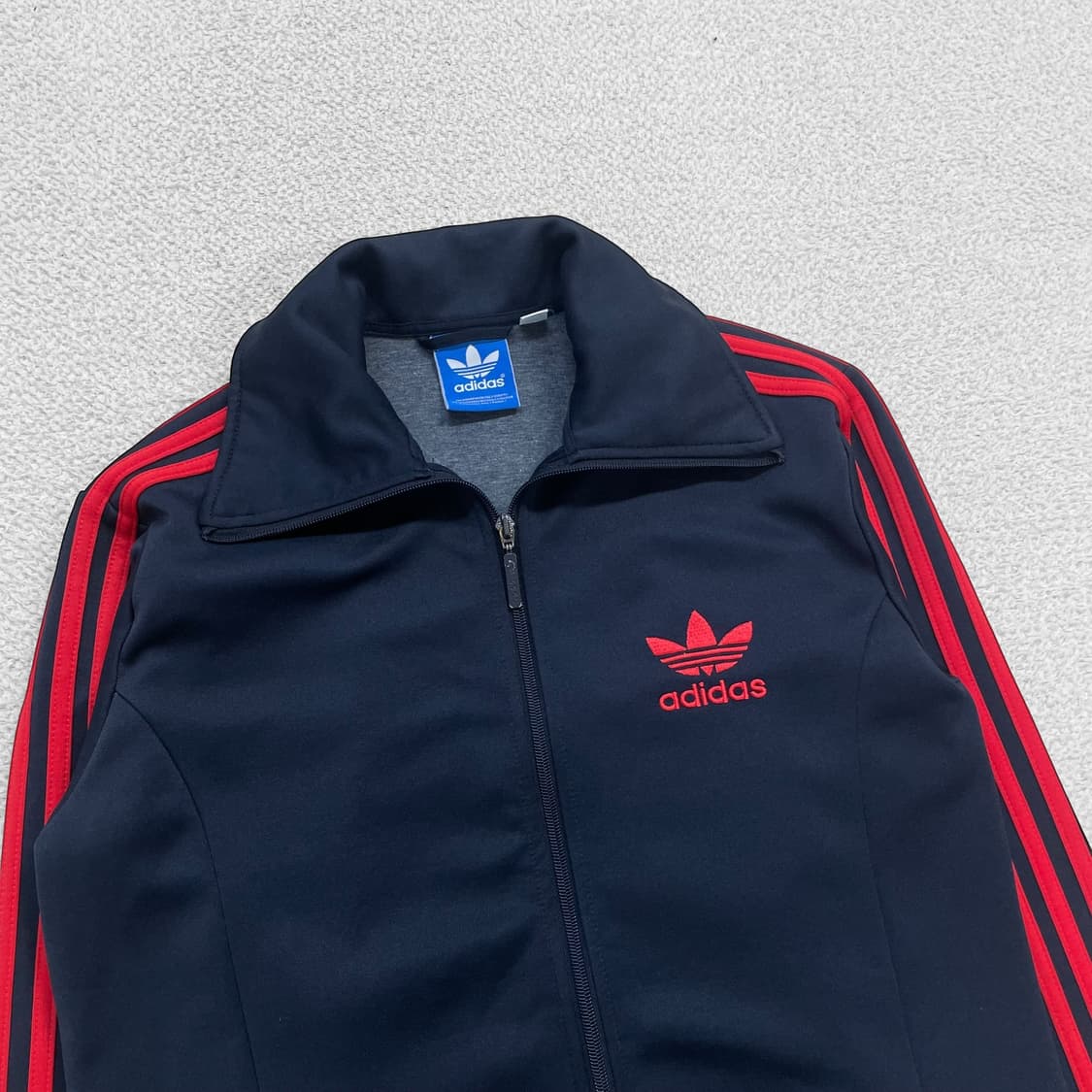 아디다스 유로파 트랙탑 져지 네이비 레드 상품이미지2