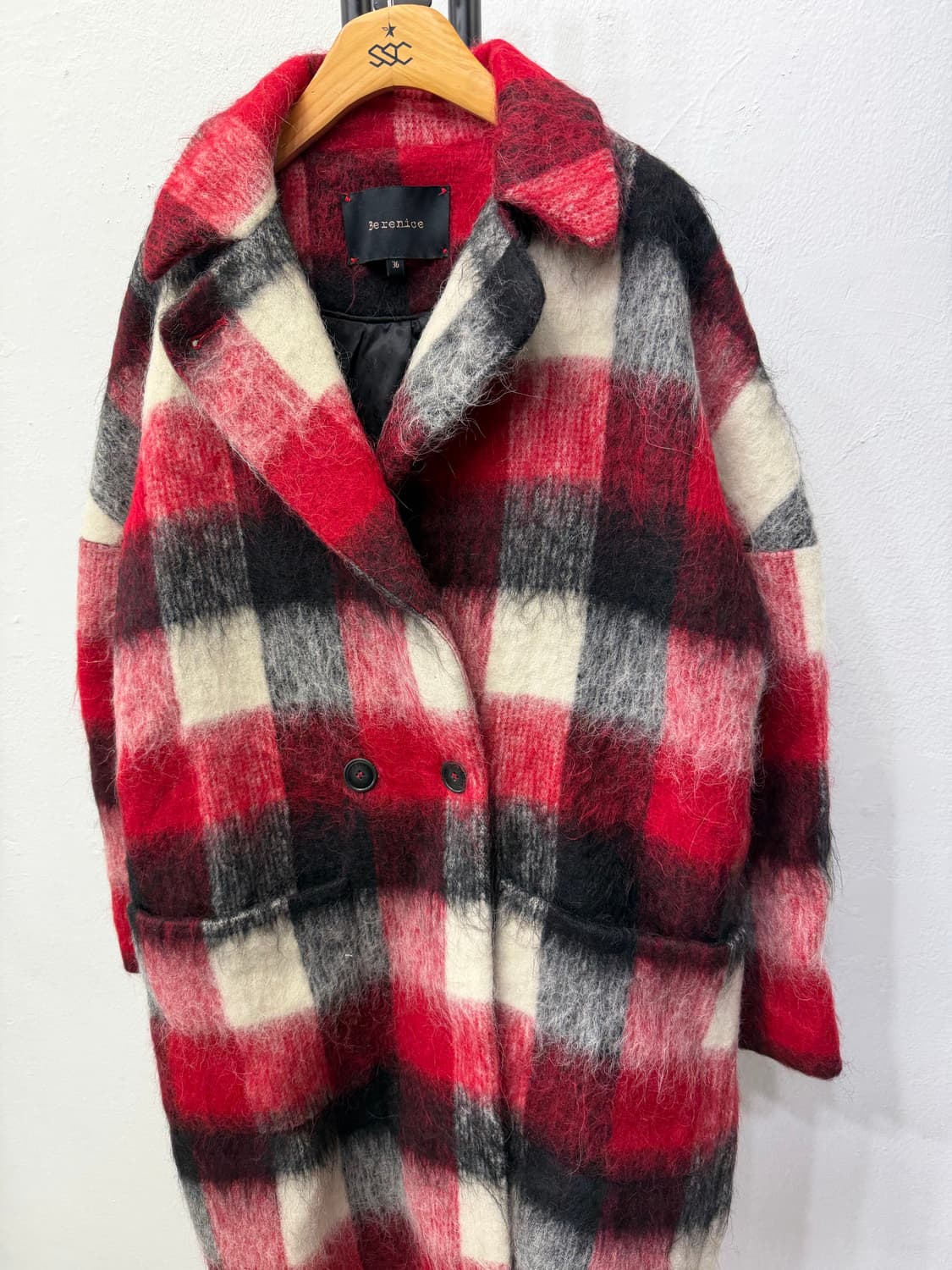 매장판정품) berenice 베르니스 레드 체크 자켓 36 상품이미지3