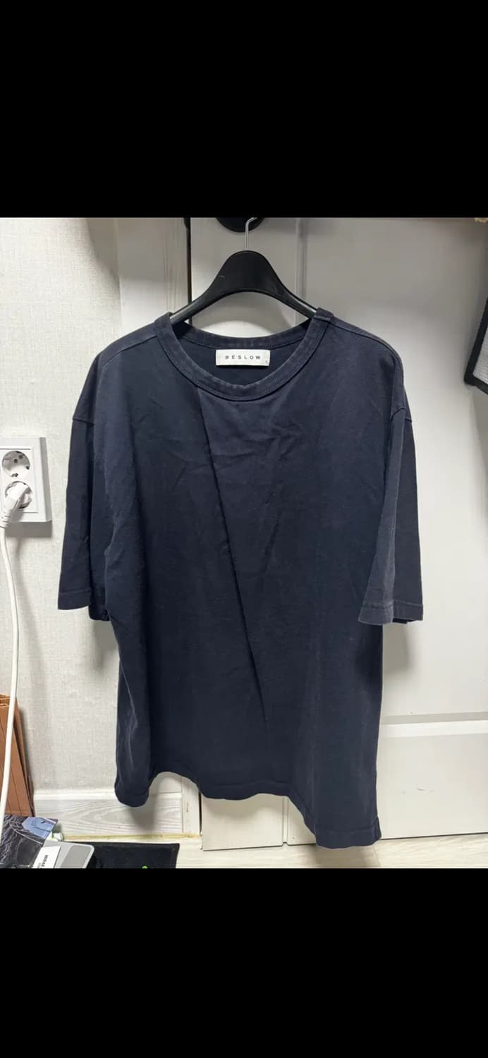 무료배송) 비슬로우 오버사이즈 턱 티셔츠 네이비 s size 상품이미지1