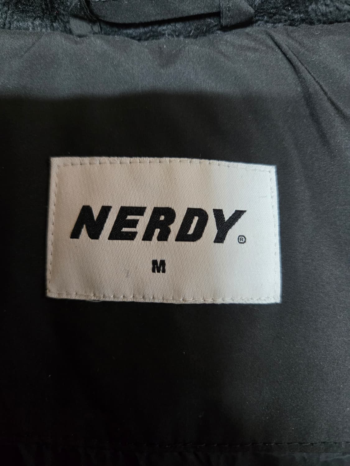 널디 블랙 라인 롱패딩M 상품이미지9