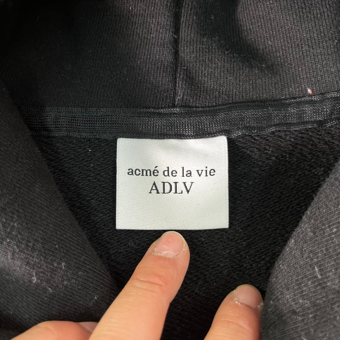 105 아크메드라비 후드티 상품이미지4