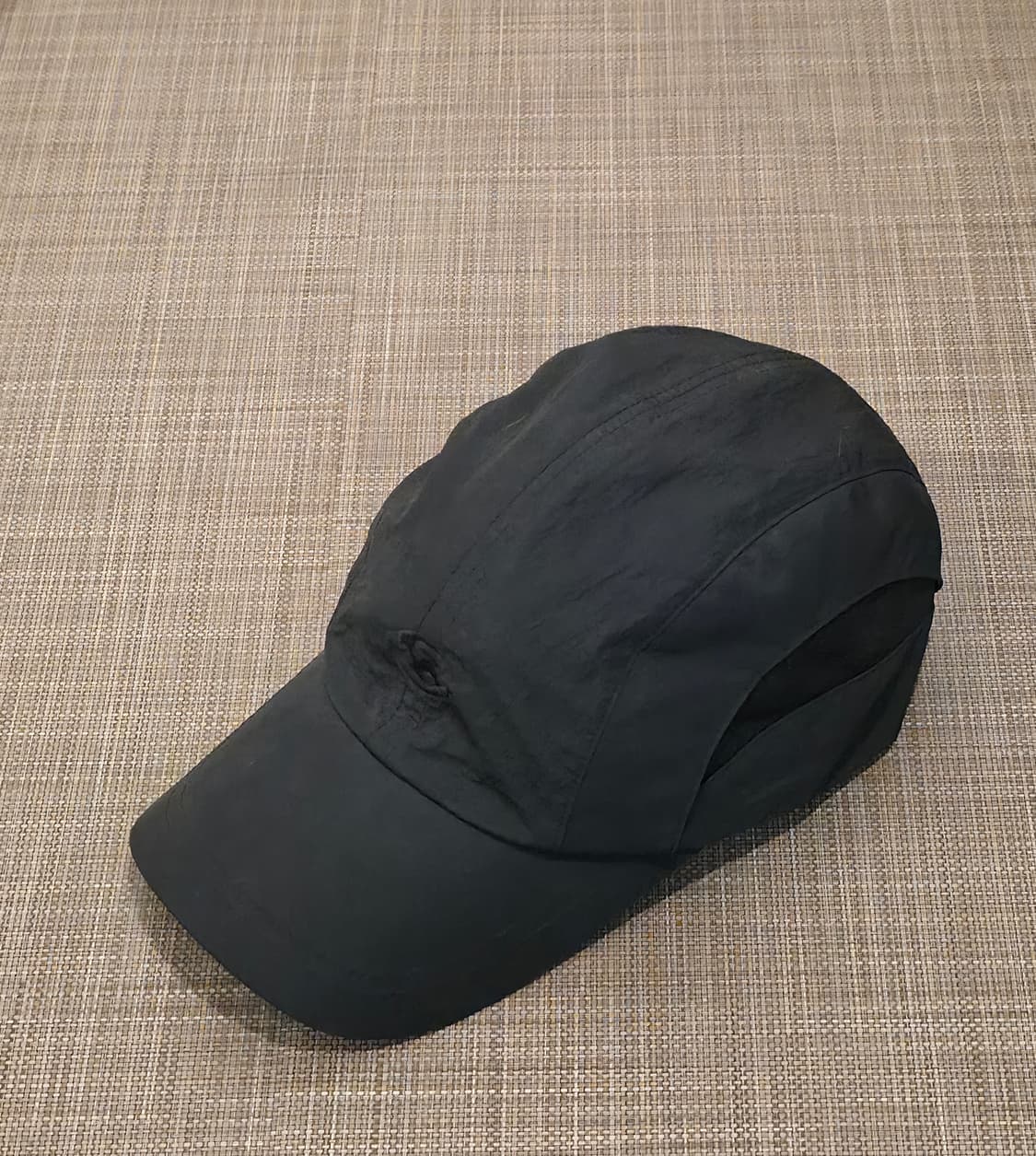 산산기어 나일론 윙 캡 블랙 - 22FW 상품이미지1