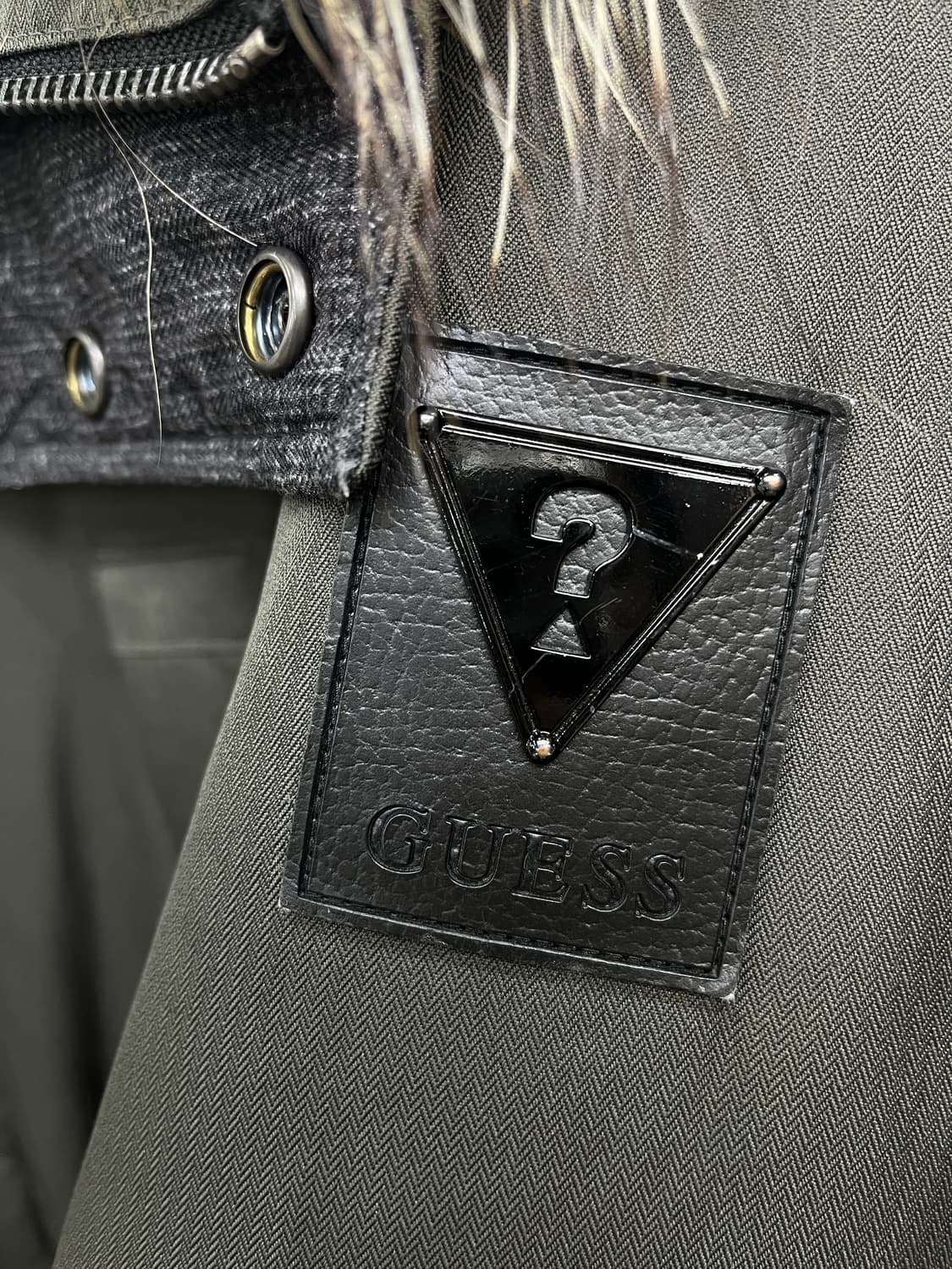 게스 후드 퍼 패딩 점퍼 상품이미지4