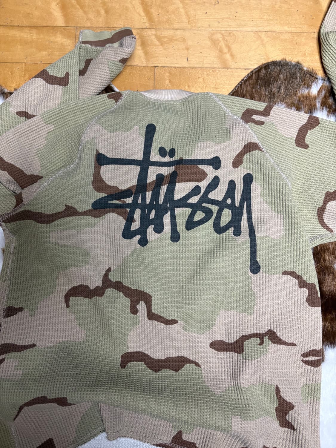 스툿시 써멀 샌드카모 L 상품이미지2