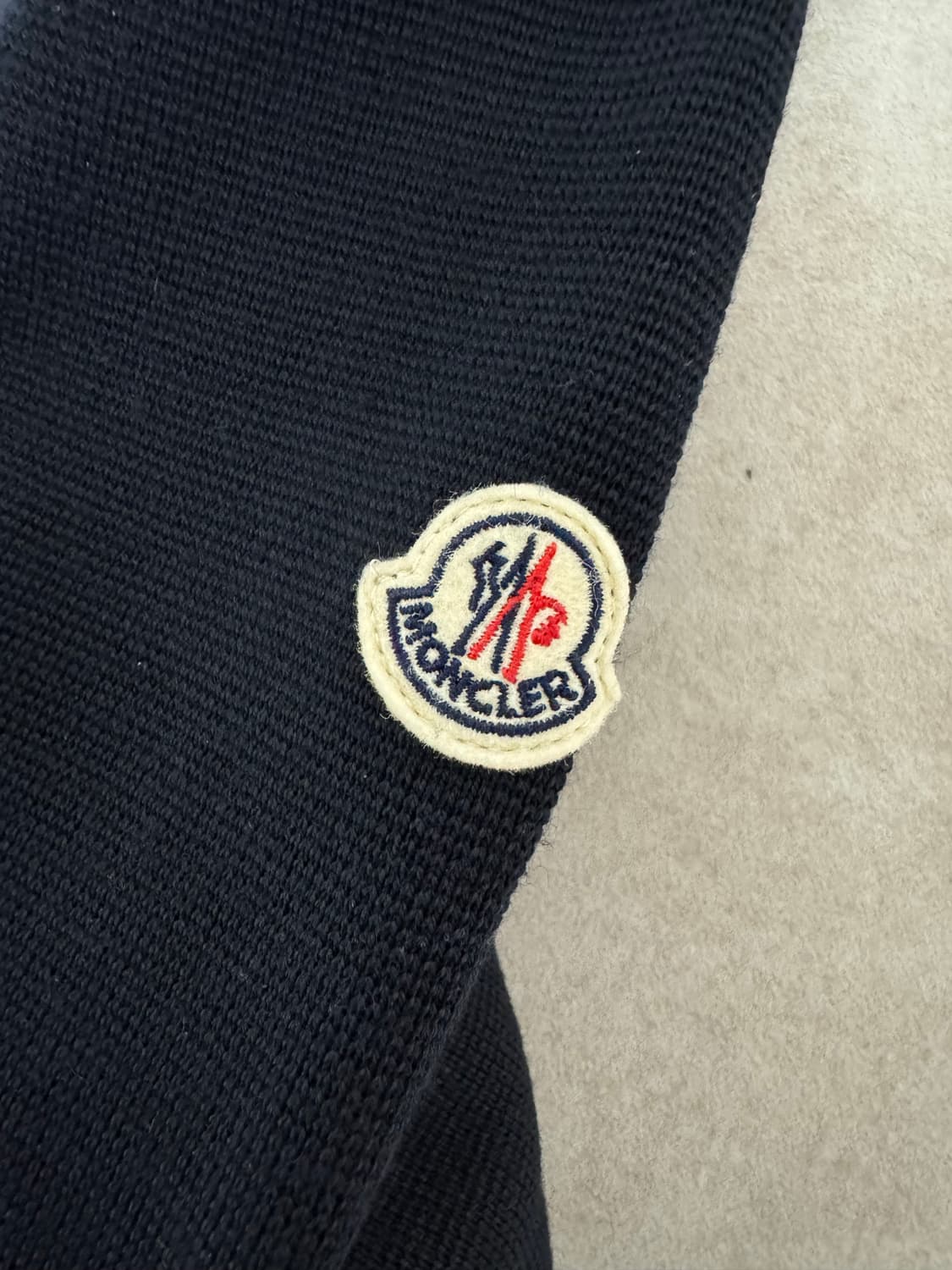 몽클레어 니트패딩 팝니다(교환이더좋아요) 상품이미지3