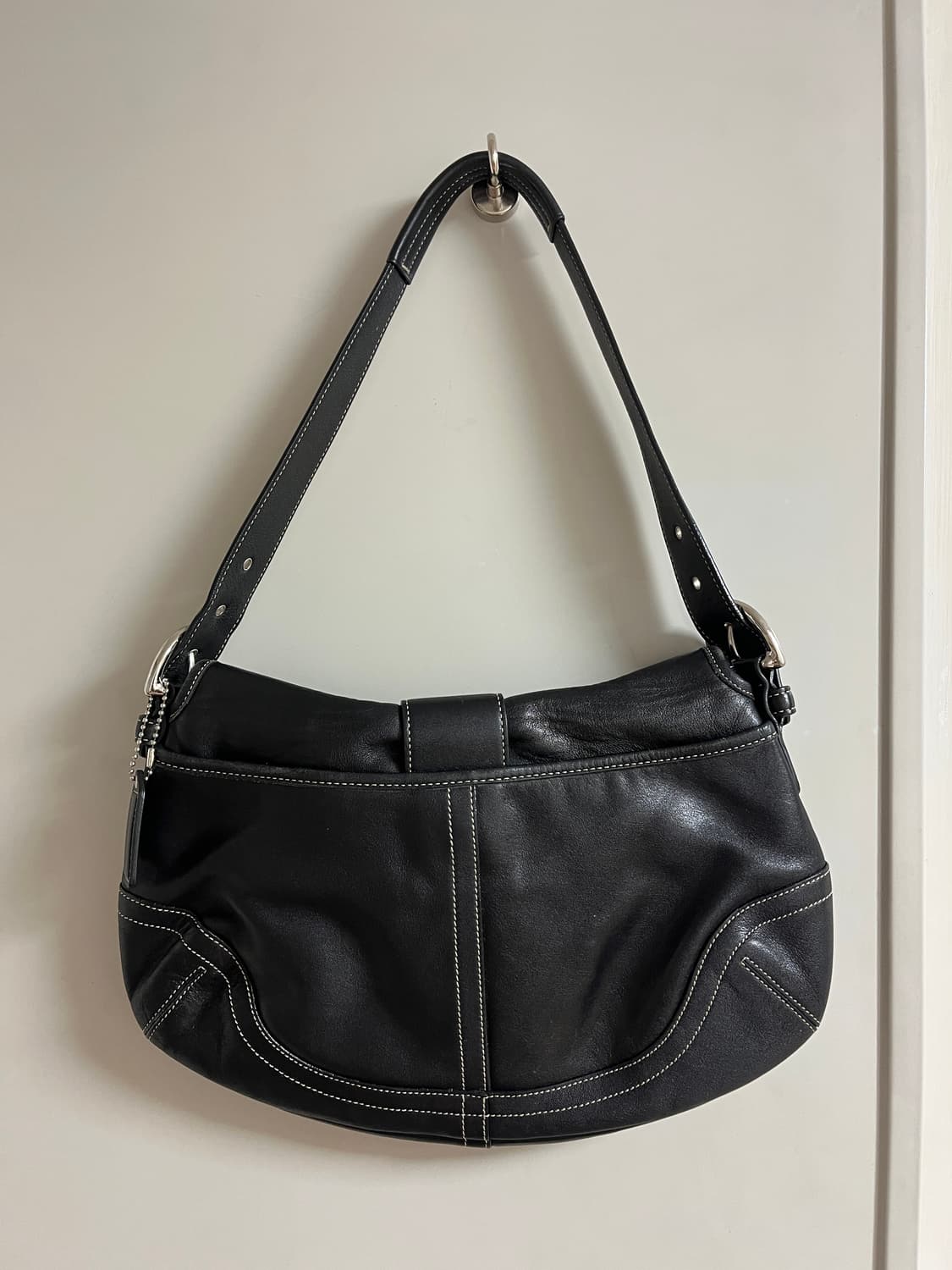 코치 바게트백 상품이미지2