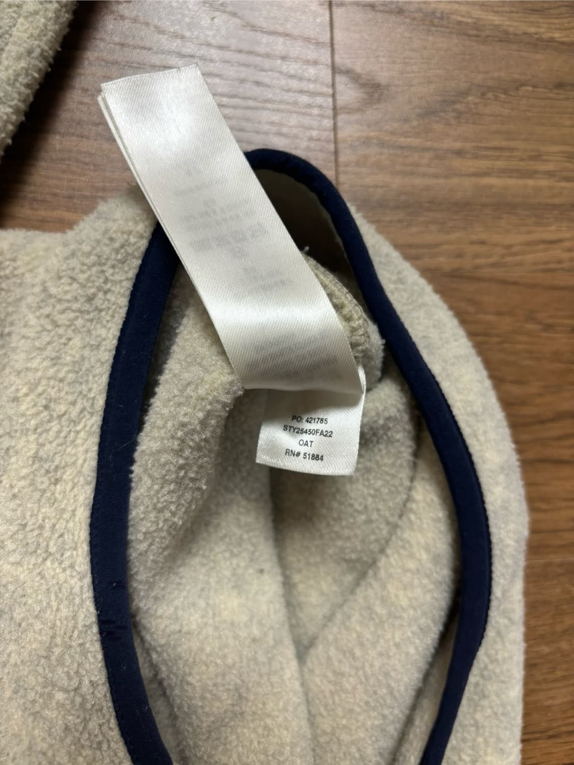 파타고니아  헤비웨이트 신칠라 오트밀 M사이즈 판매합니다. 상품이미지5