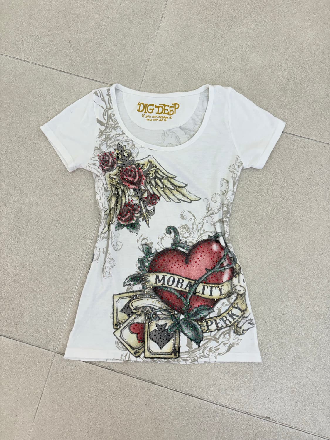 디그딥 화이트 큐빅 반팔 상품이미지1