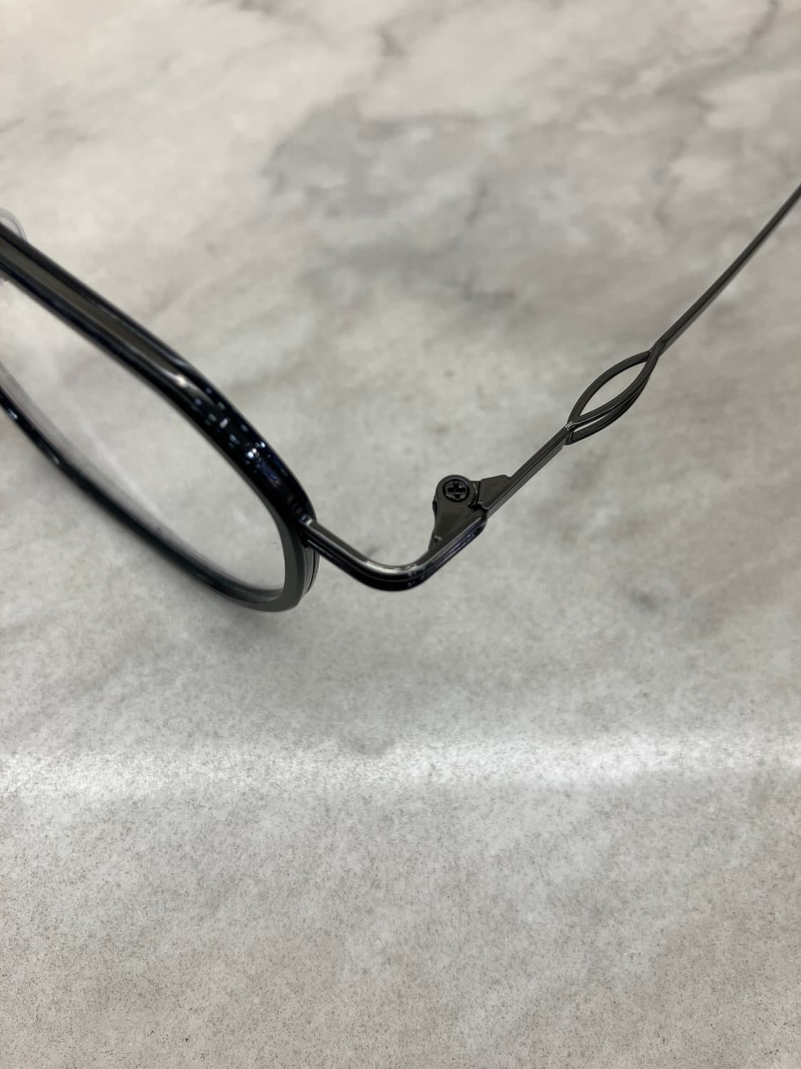 크루세이드 Crusade 올블랙 솔텍스 소프트 스퀘어 메탈테 안경 상품이미지2