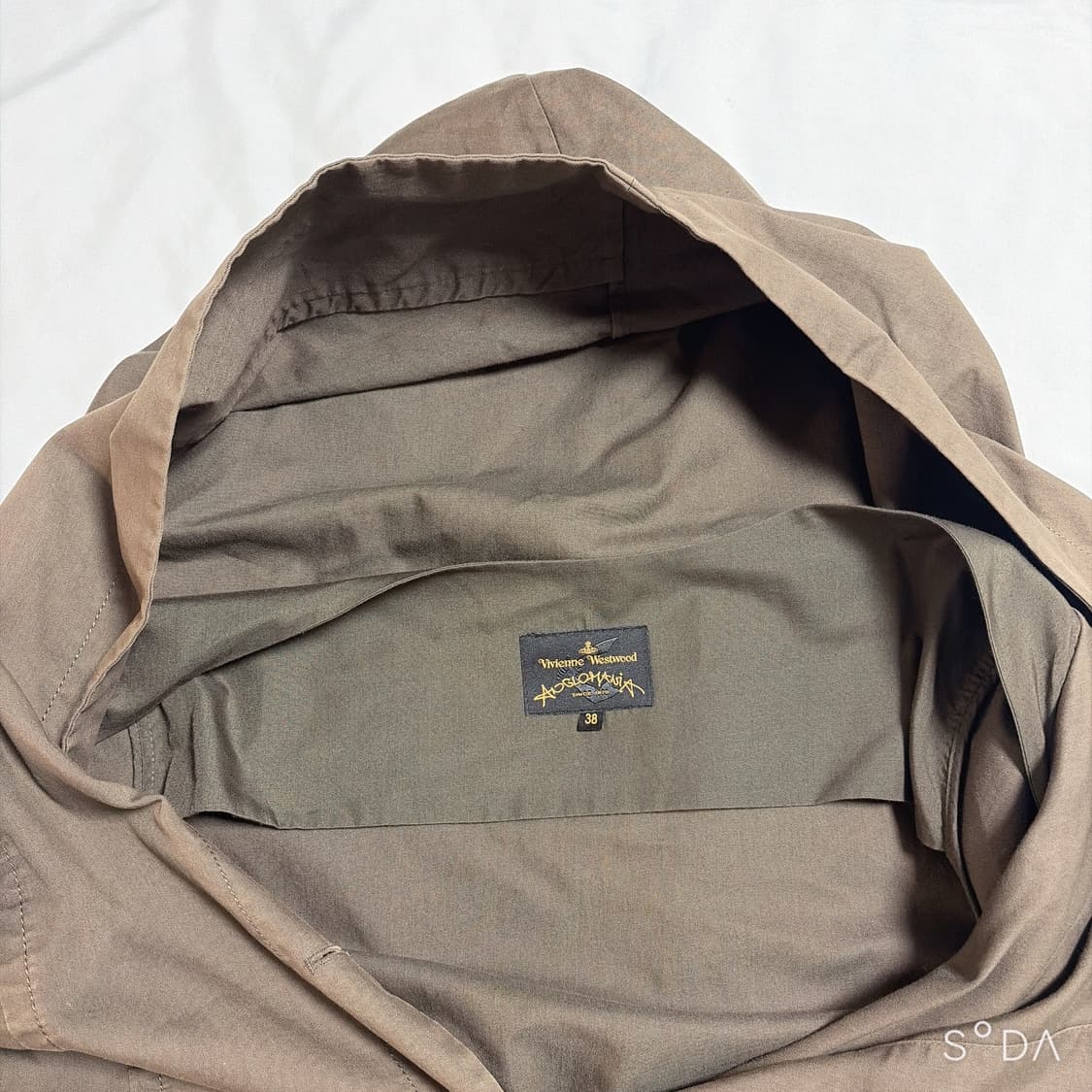 비비안웨스트우드 후드 자켓 브라운 상품이미지5