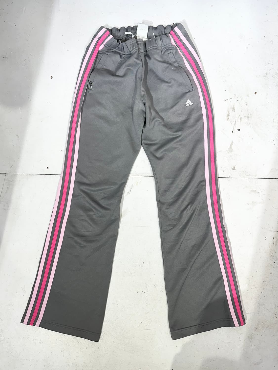 00s 아디다스 대장급 와이드 부츠컷 그레이 핑크 삼선 트레이닝 팬츠 M 상품이미지4