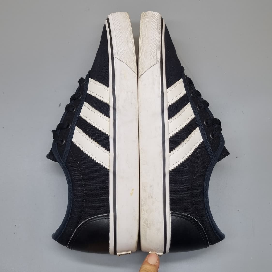 아디다스 아디이즈 스니커즈 245 상품이미지5