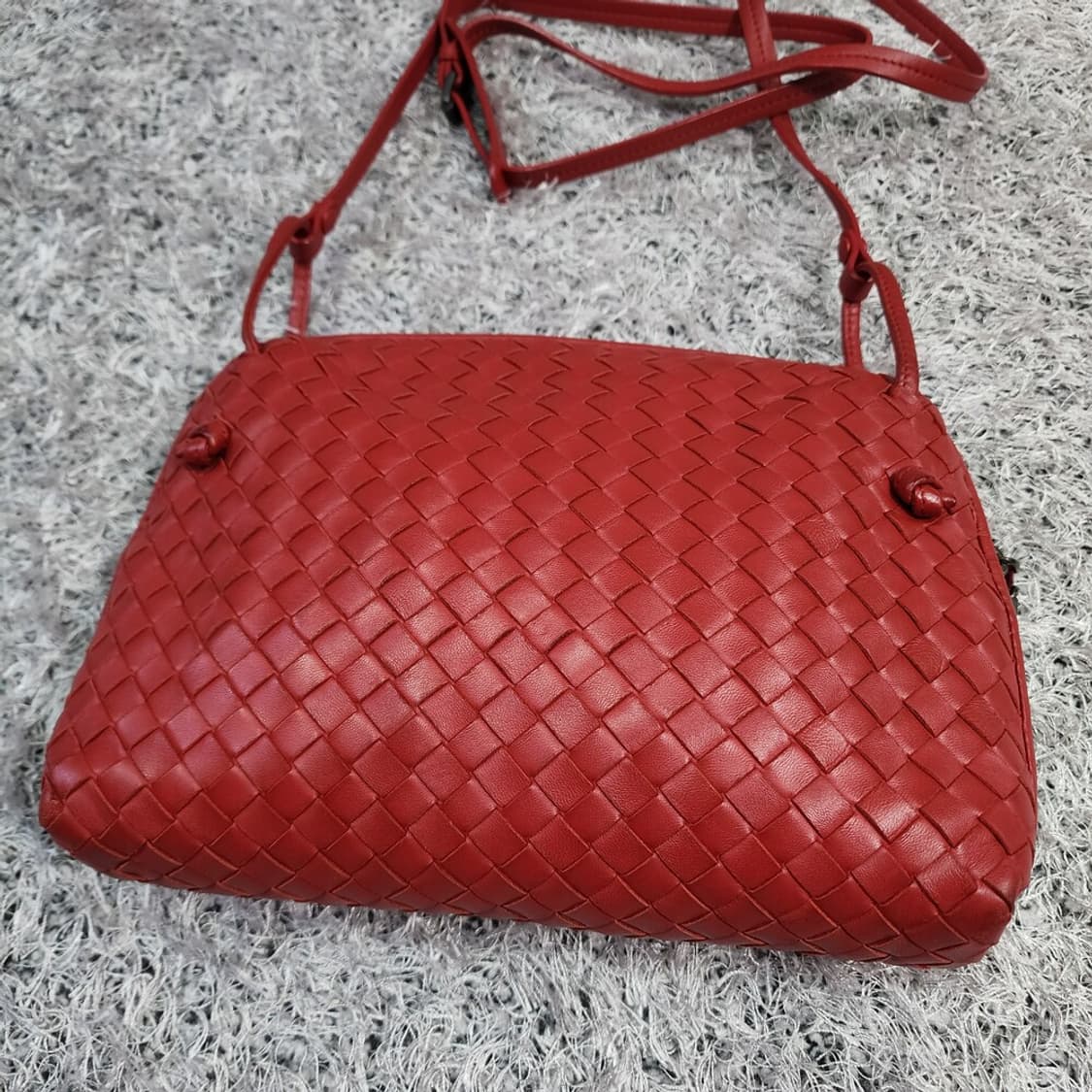 보테가베네타 인트레치아토 노디니 크로스백 상품이미지2