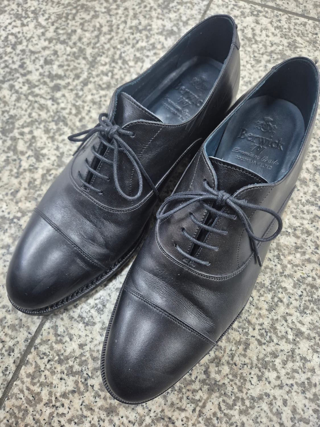 버윅 4311 스트레이트팁 블랙구두 270사이즈 팝니다 상품이미지2