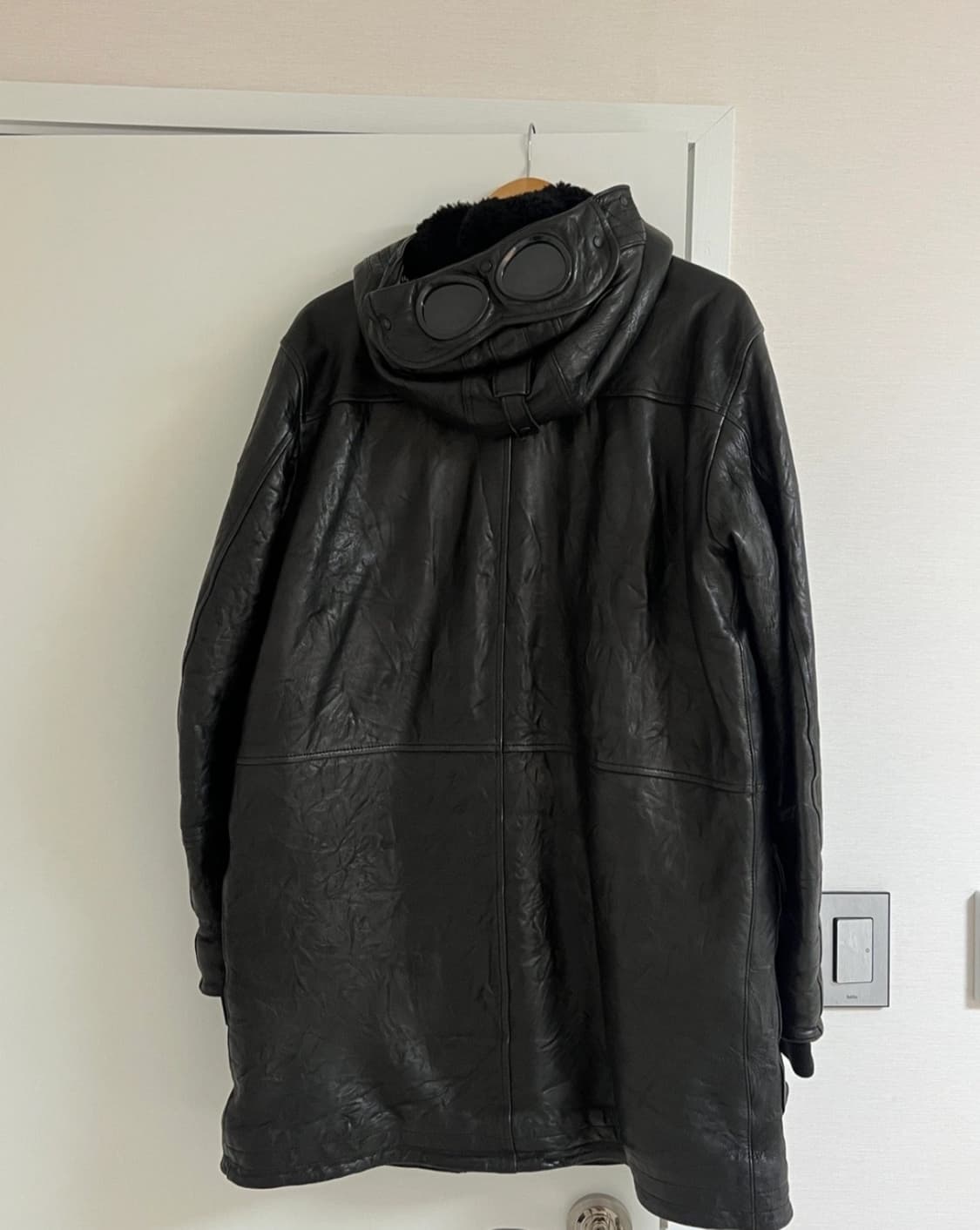 Cp컴퍼니 가죽 코트 L 상품이미지2
