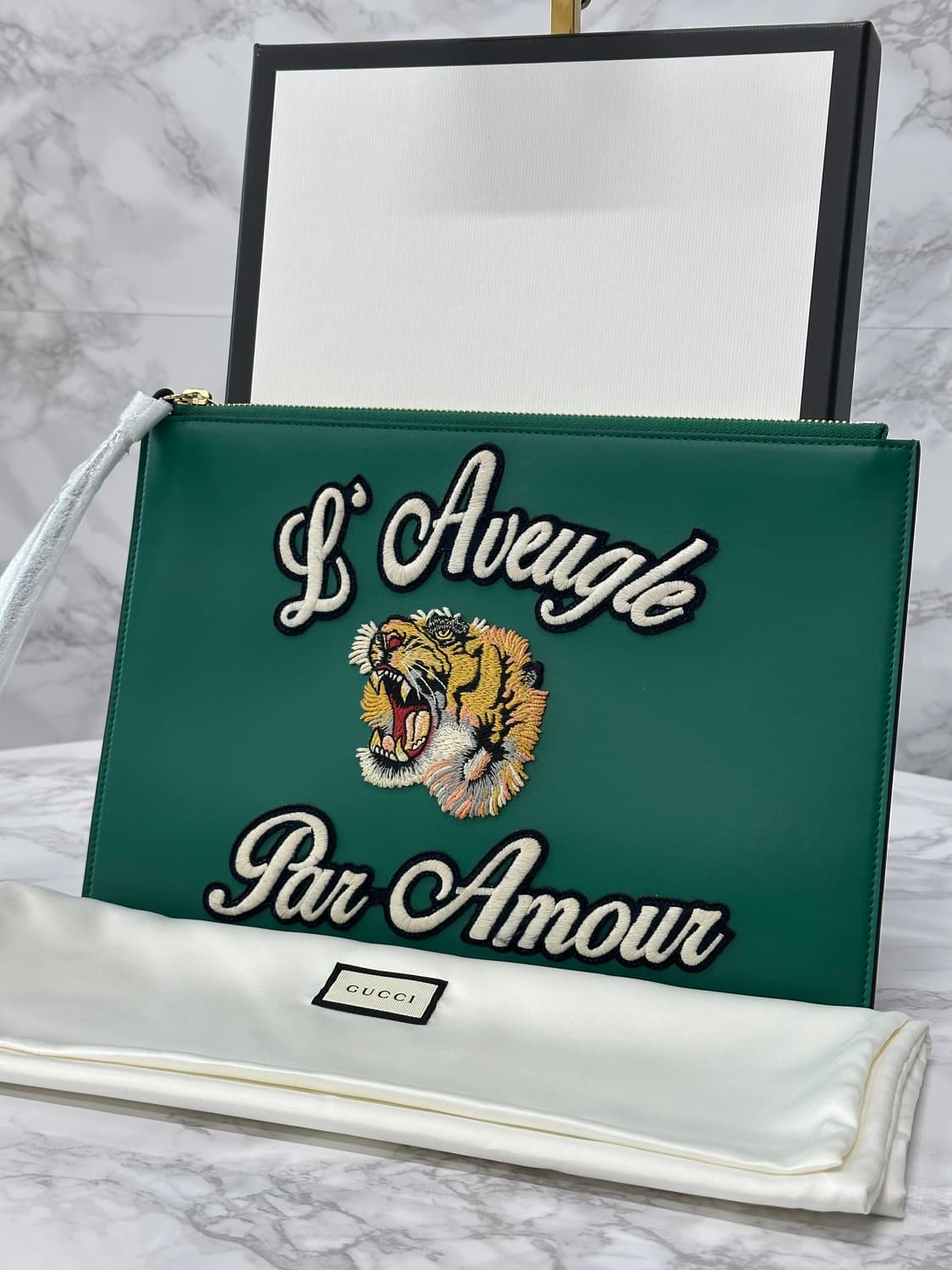 구찌 타이거 자수 클러치 그린 상품이미지2