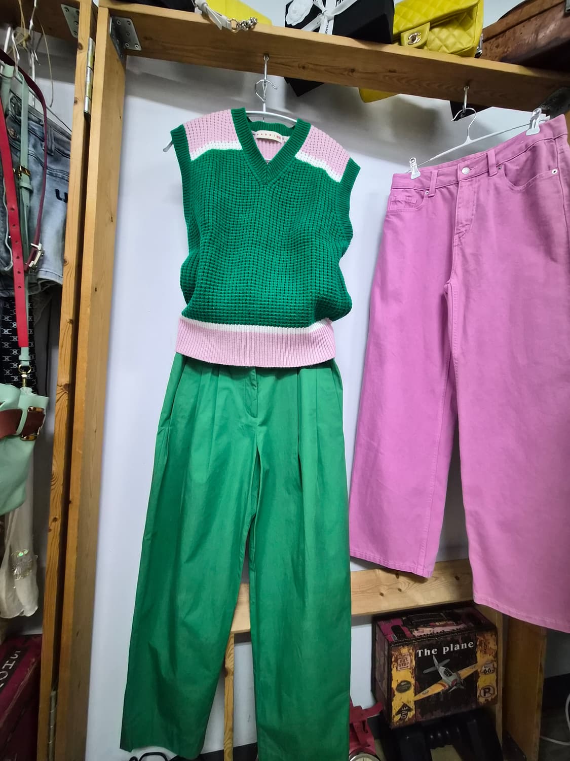 마르니 니트베스트. 코스그린 세미벌룬팬츠 상품이미지1