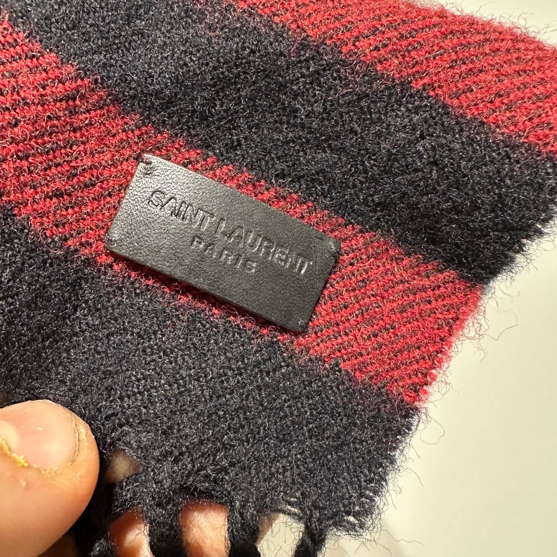 생로랑 스트라이프 머플러 상품이미지4