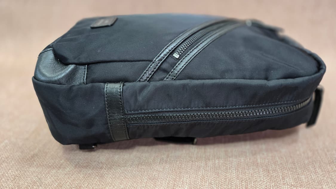 [정품] 아이더(EIDER) 블랙 로고 슬링백 / 상태 최상 / 남녀공용 상품이미지4