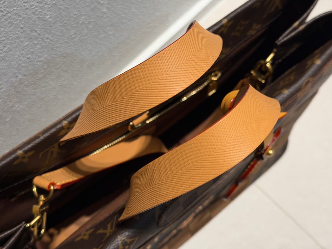 루이비통 쇼퍼 토트백 MM 브라운 / 퍼렐 니고 콜라보 상품이미지7